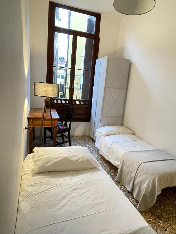 Studio Di Lilli Venice Luaran gambar